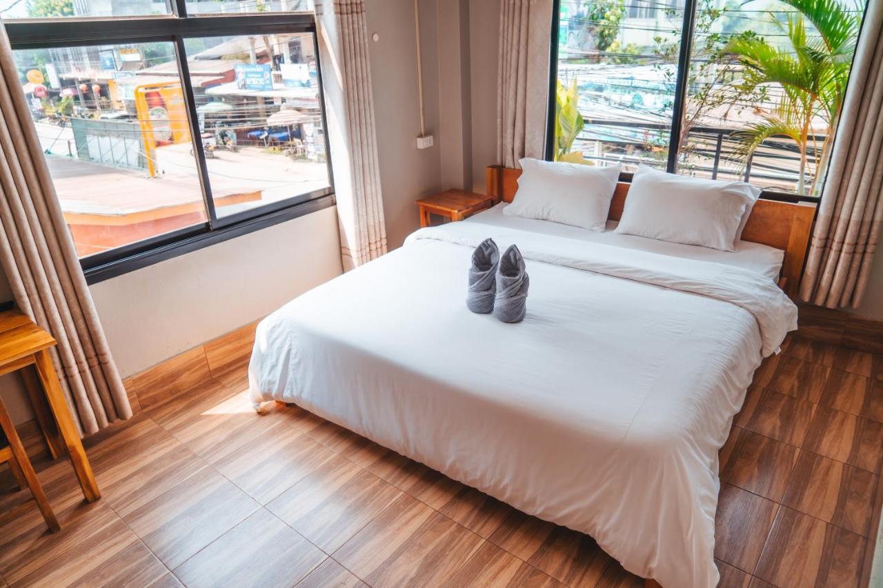 Vang Vieng Sunset Guesthouse & Restaurant Buitenkant foto