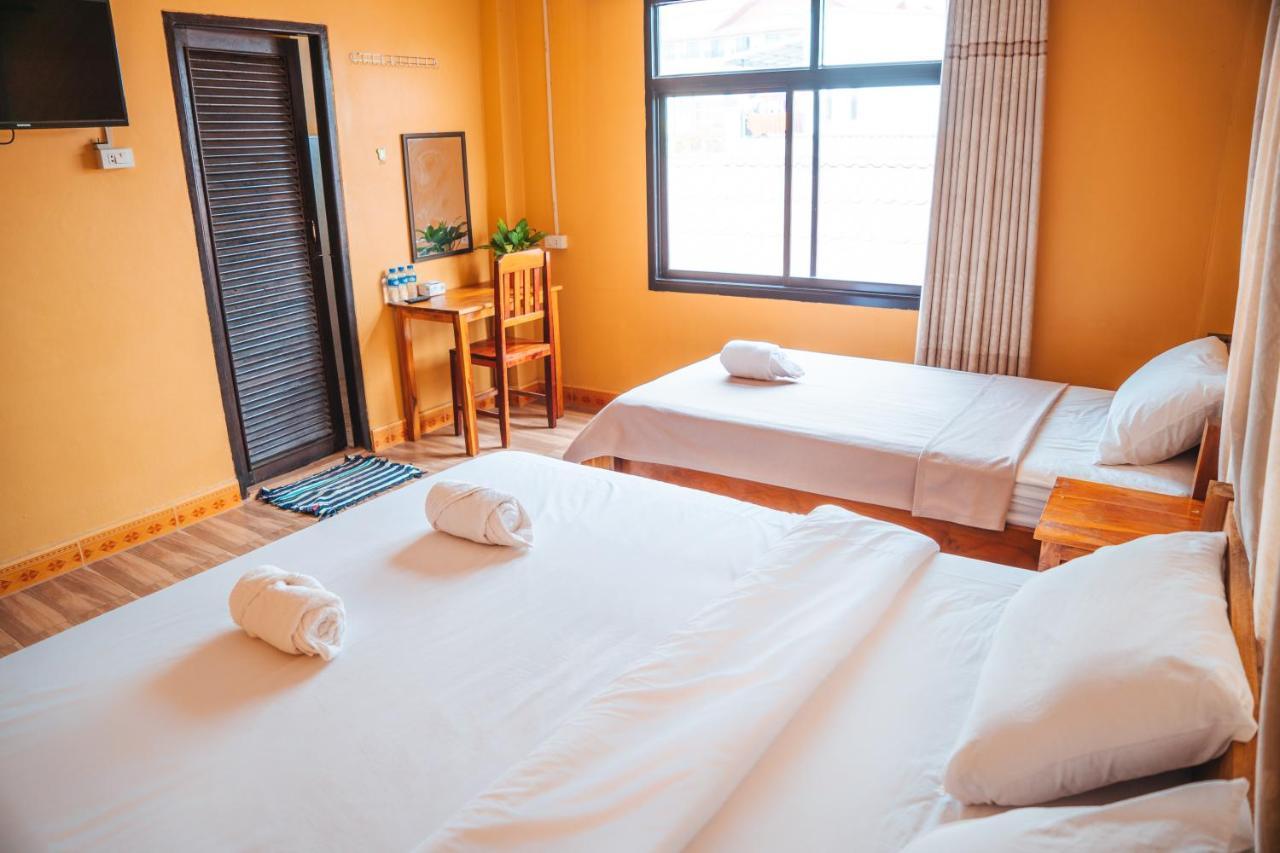 Vang Vieng Sunset Guesthouse & Restaurant Buitenkant foto