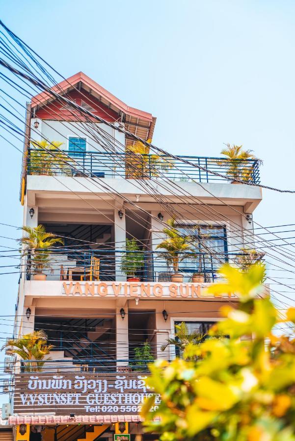 Vang Vieng Sunset Guesthouse & Restaurant Buitenkant foto