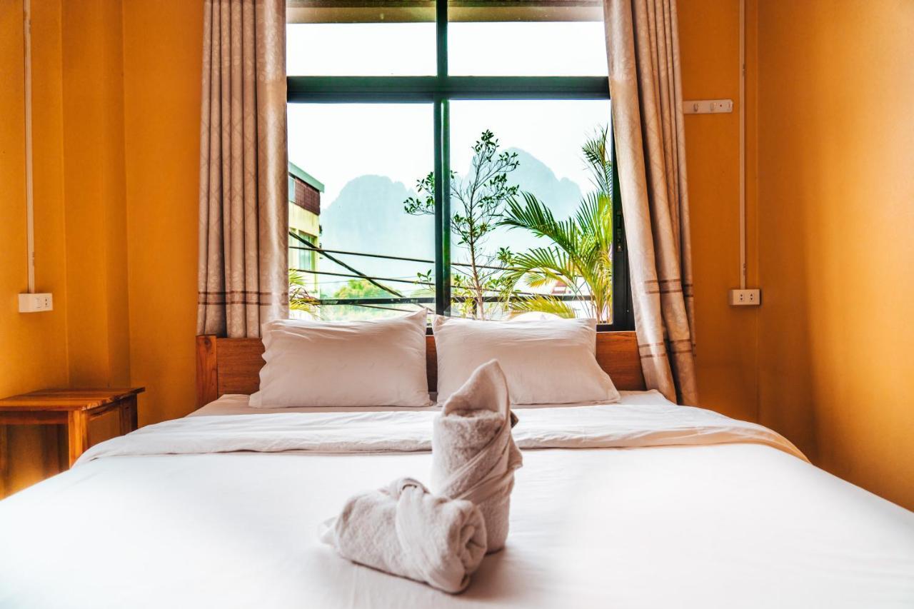 Vang Vieng Sunset Guesthouse & Restaurant Buitenkant foto